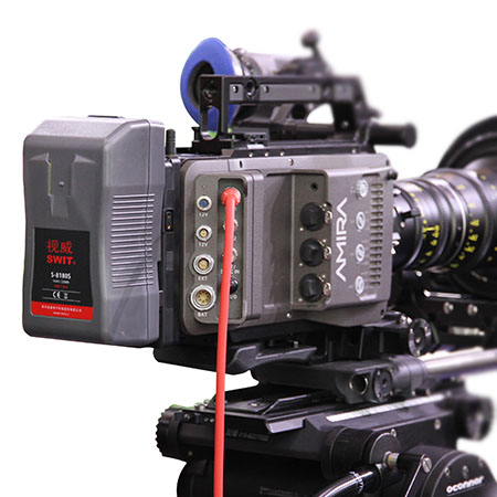 Swit S-8180S Li-ion, V-mount,D-tap 220W