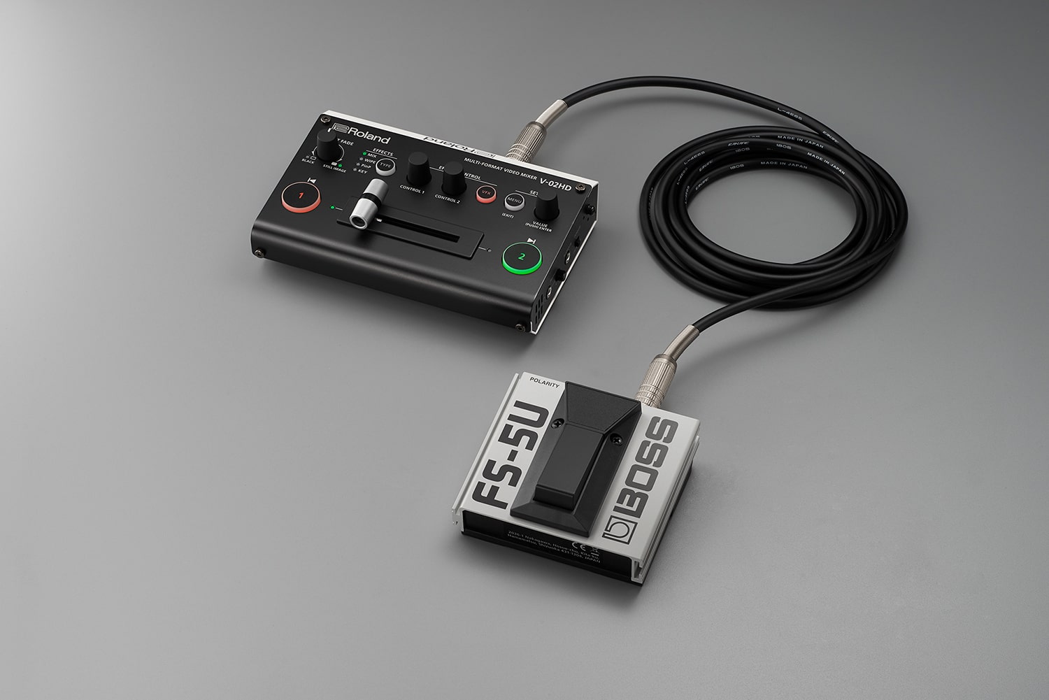 Roland V-02HD Micro Video Switcher